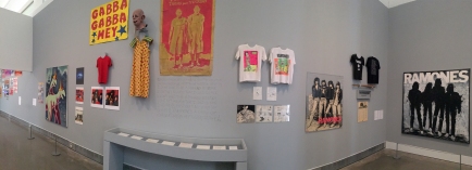 Panorama of the second gallery.